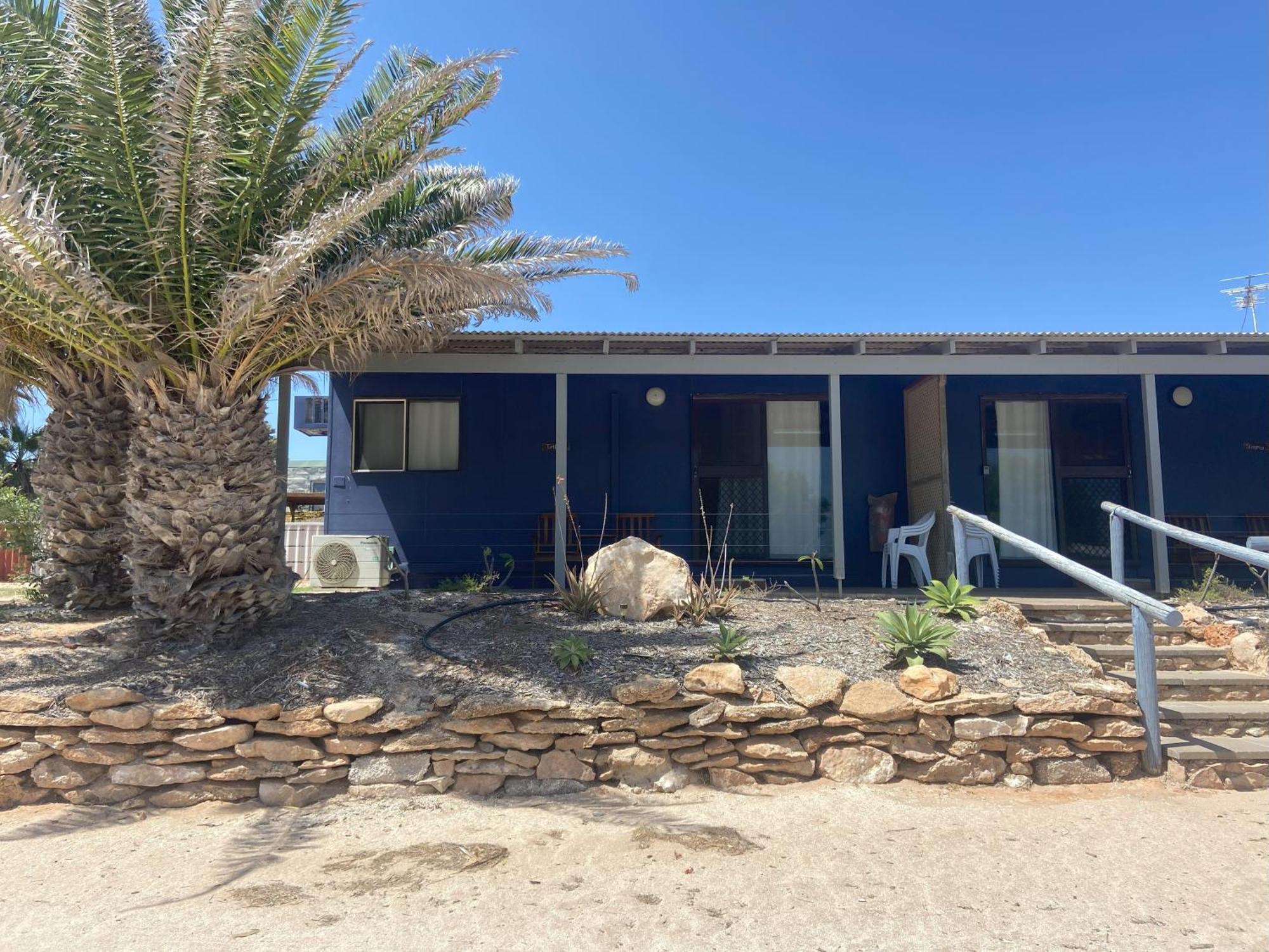 Shark Bay Cottages Denham Exterior photo